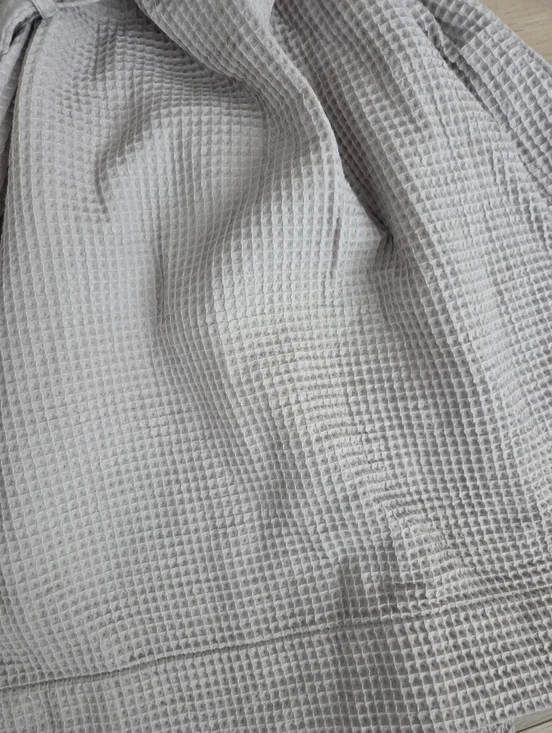 Auden Robe - Picture 11 of 11